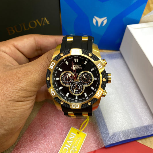 Reloj Invicta Speedway Scuba 25835