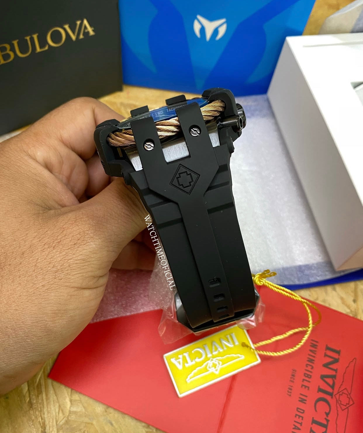 Reloj Invicta Bolt 23867