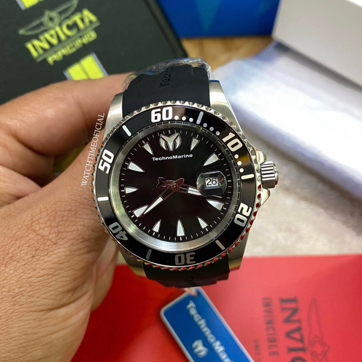 Reloj Technomarine Manta TM 220112