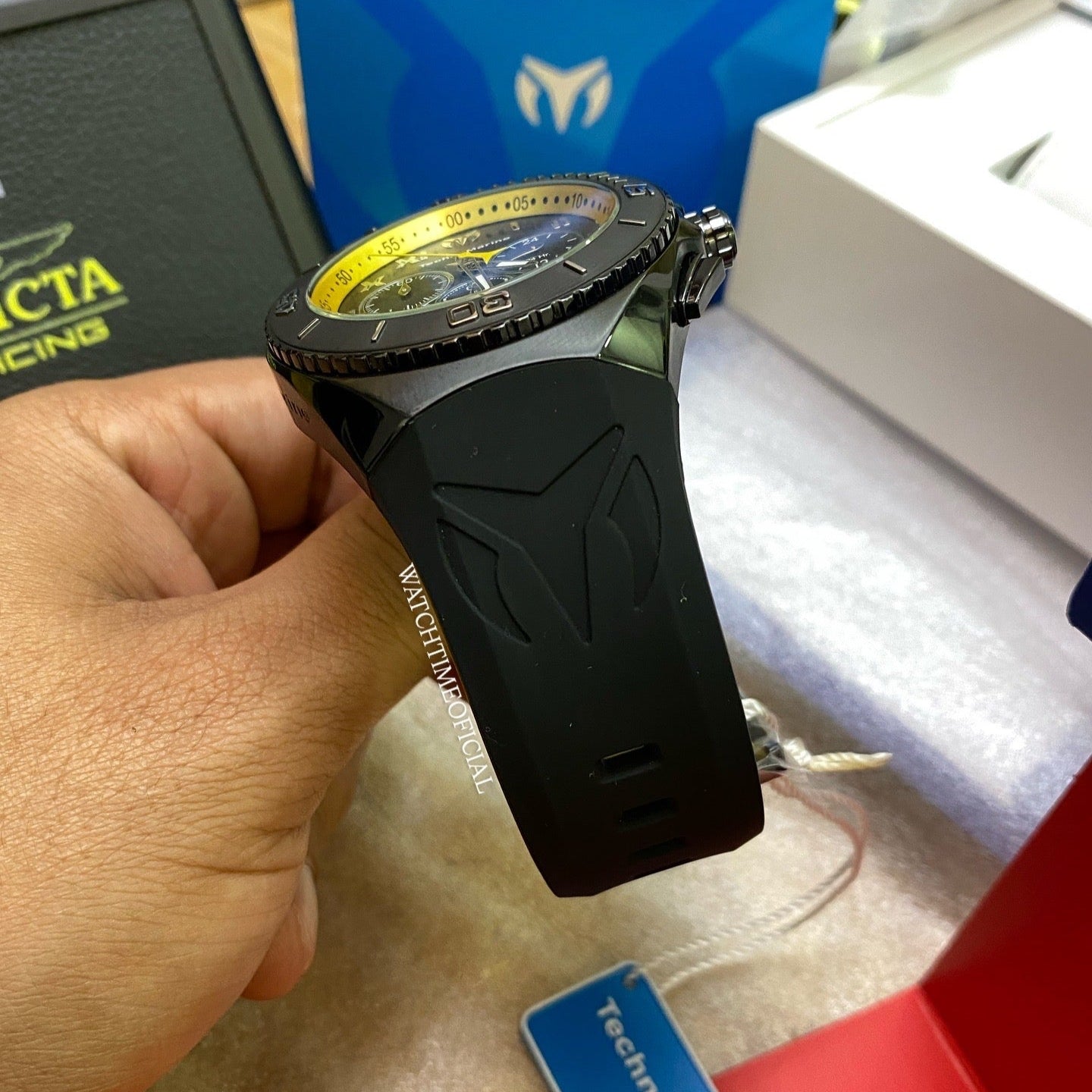 Reloj Technomarine Manta TM 221045