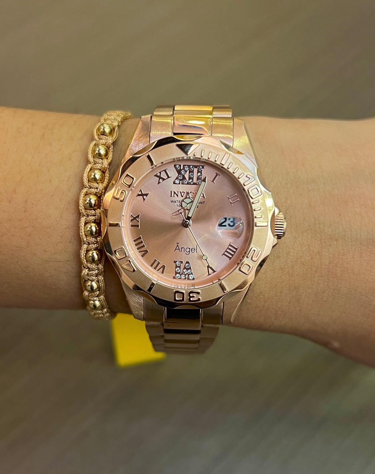 Reloj Para Mujer De 38MM Invicta 14398