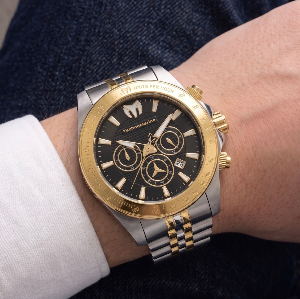 Reloj Technomarine 47MM  Manta TM 220146